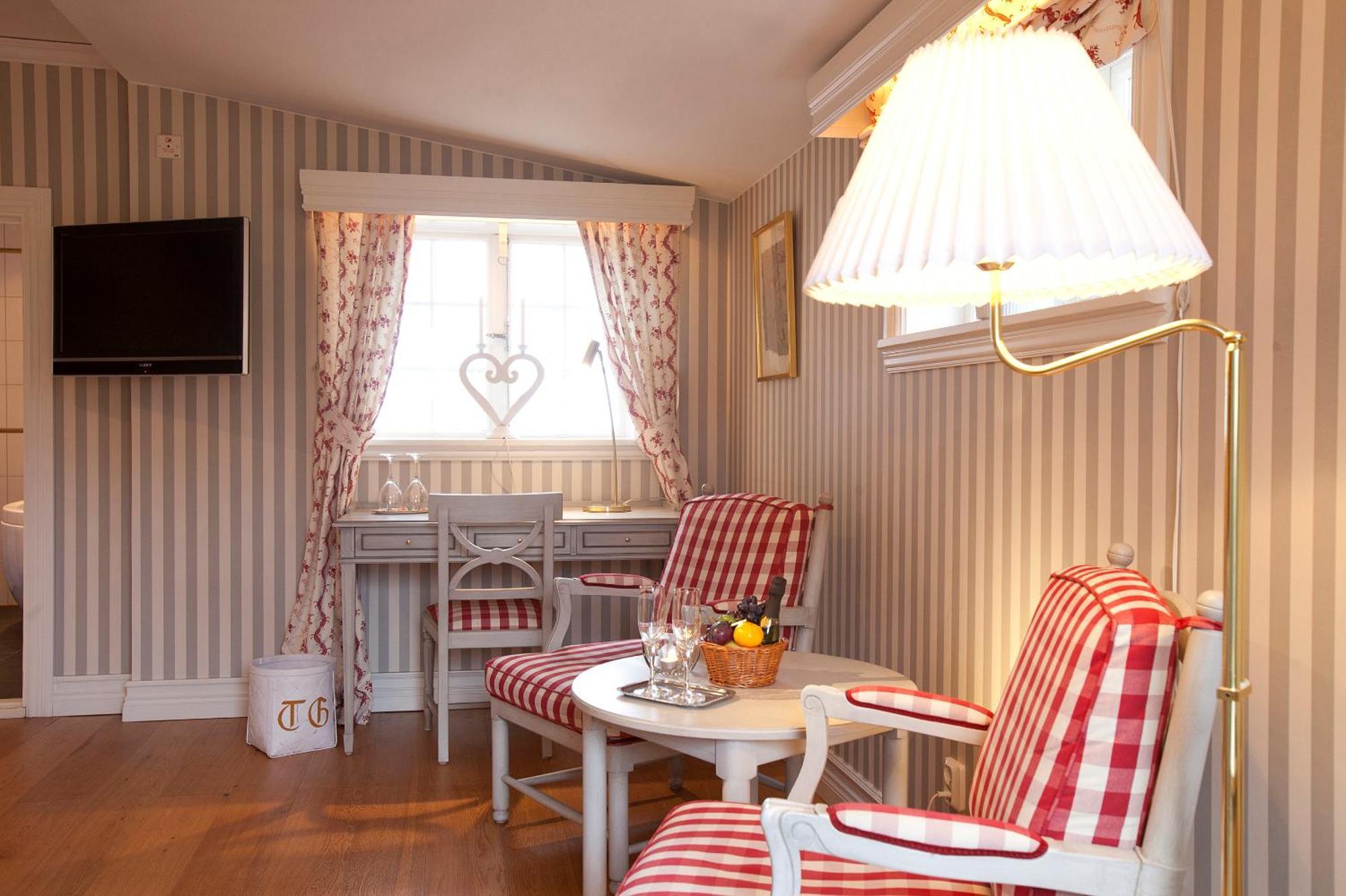 Taellbergsgardens Hotell Екстер'єр фото