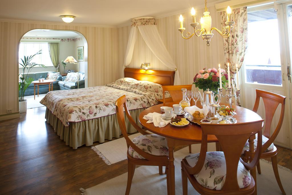 Taellbergsgardens Hotell Екстер'єр фото